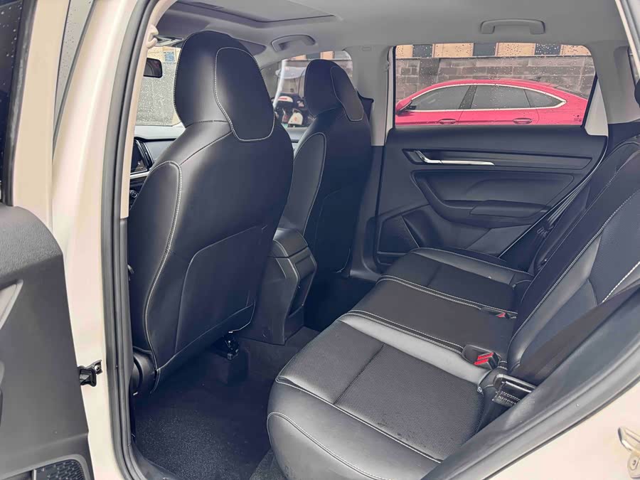 Skoda Kamiq 2022 изображение автомобиля #12