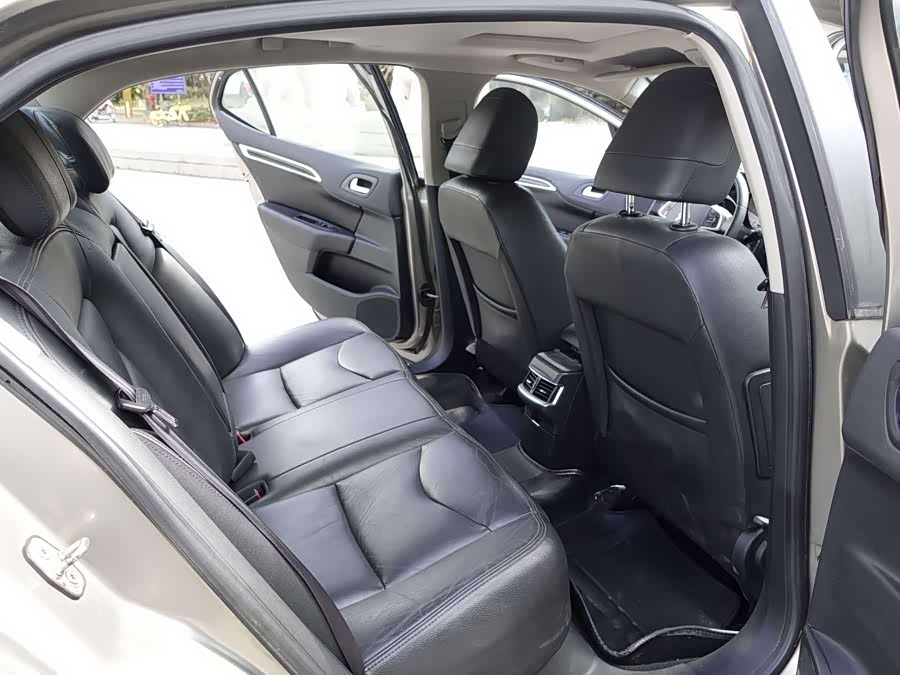 Citroen C4L 2014 imagem de carro #12