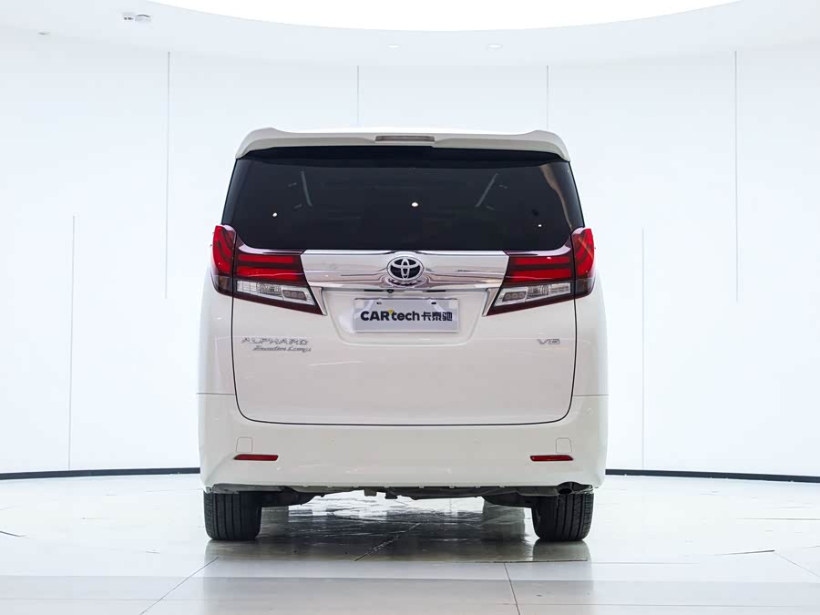 Toyota Alphard 2018 car image #12
