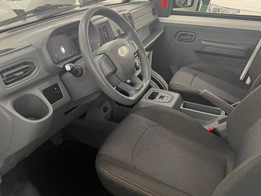 凯翼 凯翼江豚E7 2025 汽车图片 #12