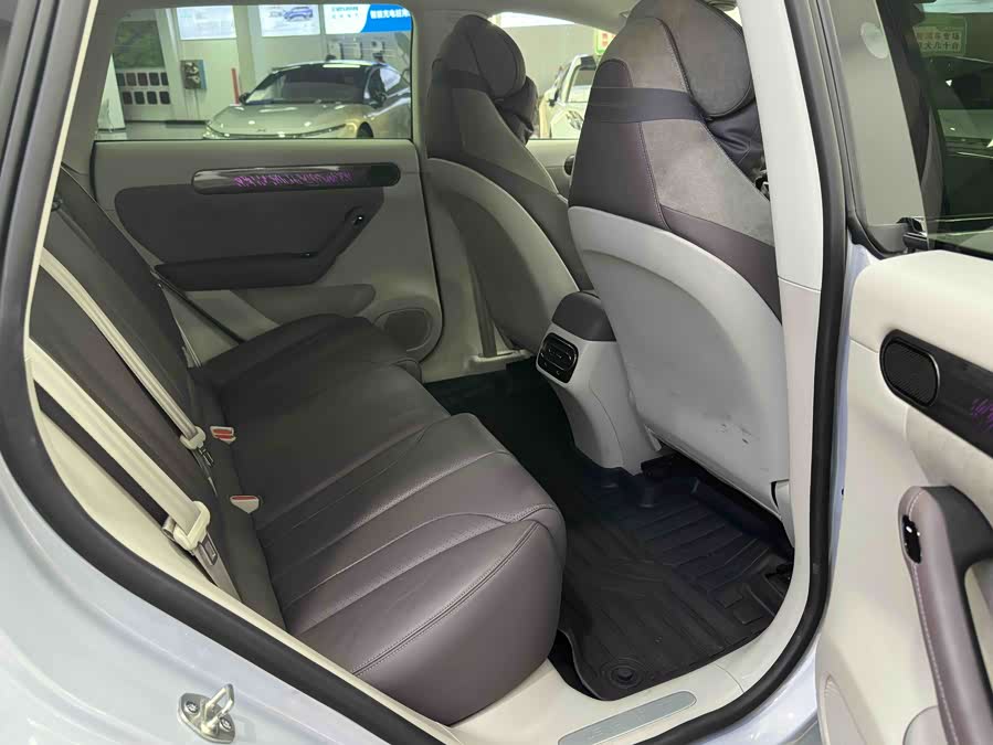 零跑汽车 零跑C11 2022 汽车图片 #12