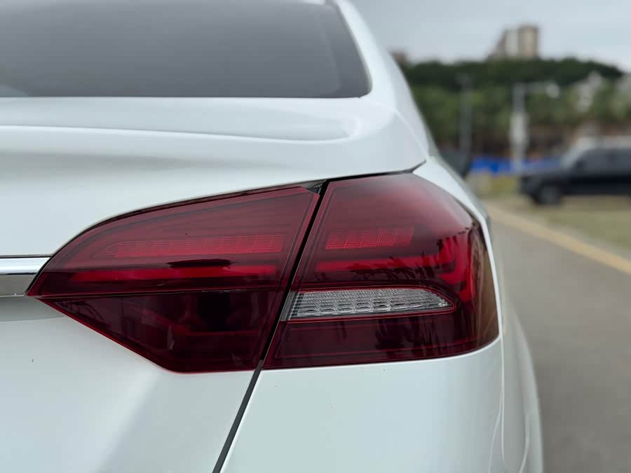GEELY Emgrand 2020 #12 GEELY Emgrand 2020 car image #12
