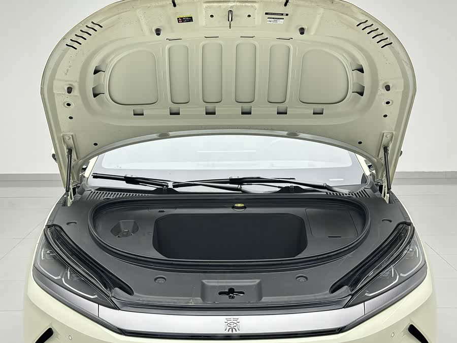 BYD Qin L 2025 car image #12