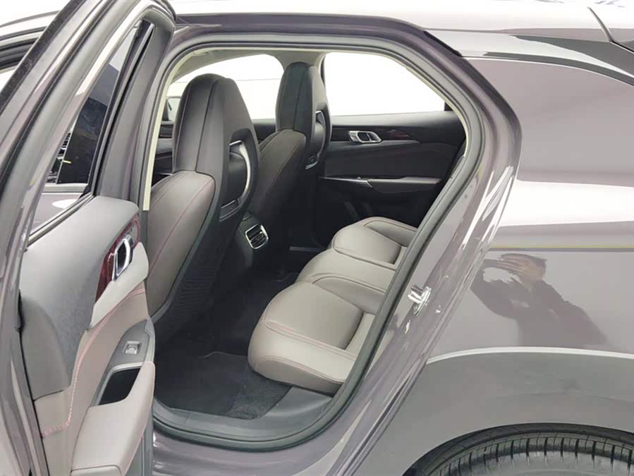 Lynk & Co 02 2020 car image #12