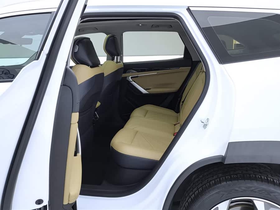GEELY Boyue L 2022 car image #12