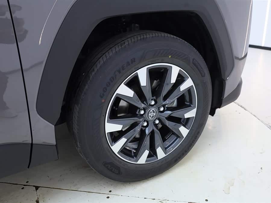 Toyota RAV4 2026 car image #12