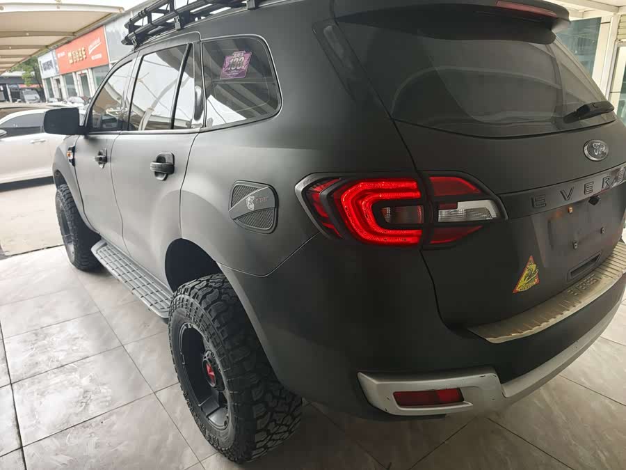 Ford Everest 2017 صورة سيارة #12