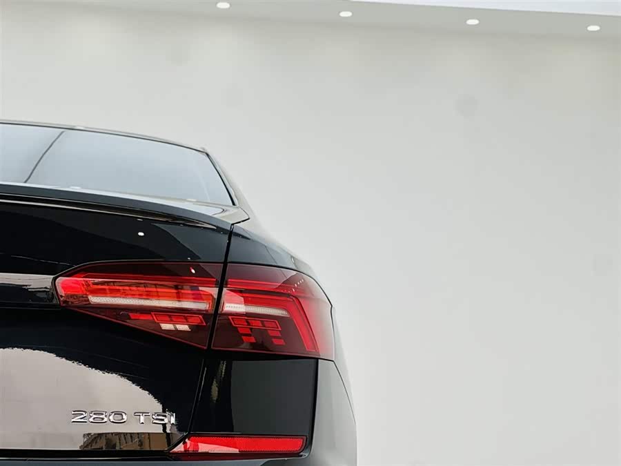 Volkswagen Passat 2020 изображение автомобиля #12