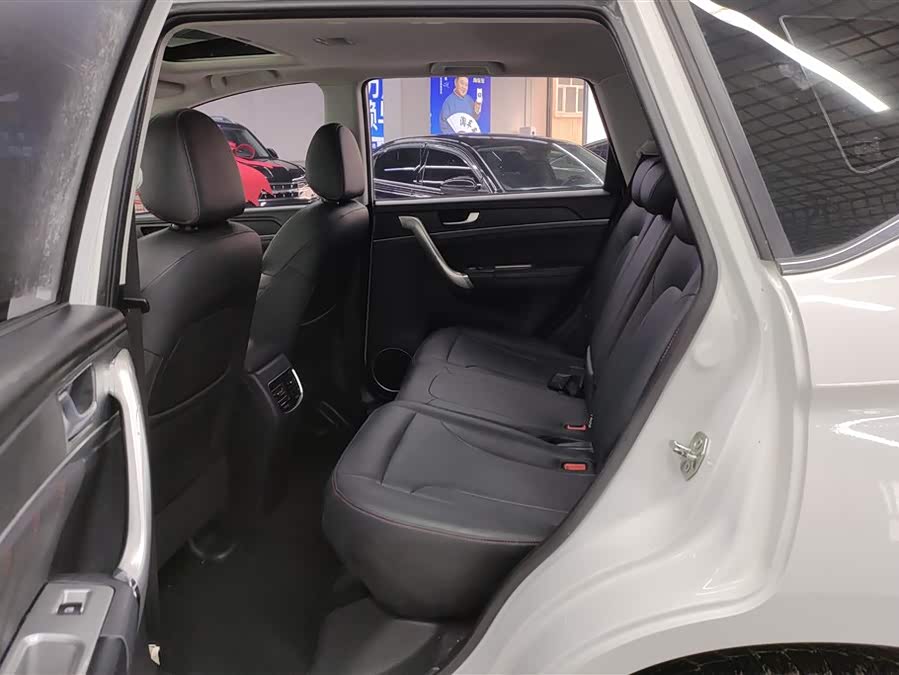 Haval M6 2019 car image #12