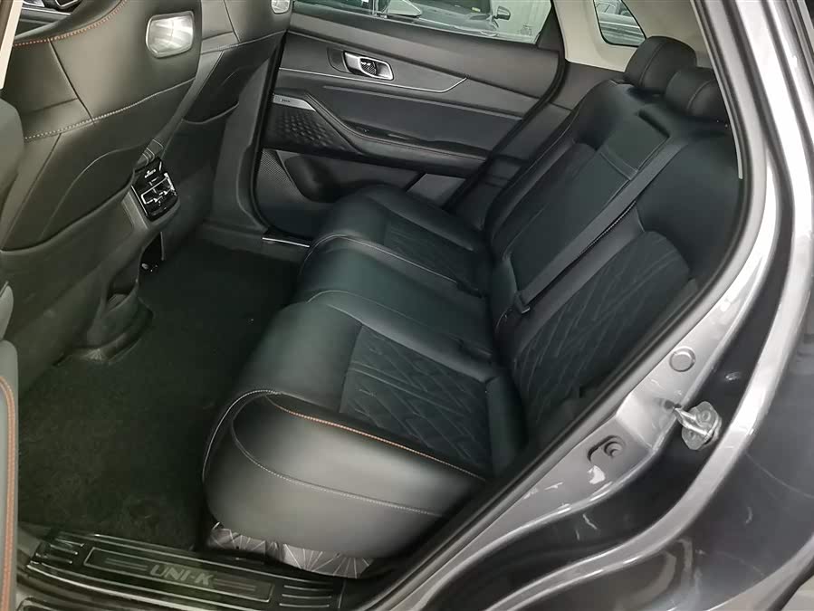 Changan UNI-K 2021 immagine di auto #12