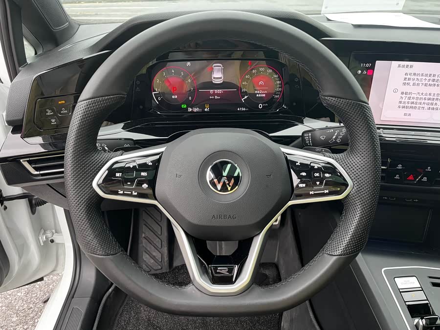 Volkswagen Golf 2024 car image #12
