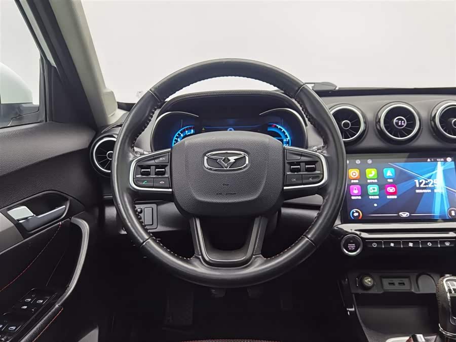 Kaiyi 2017 car image #12
