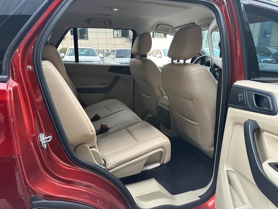 Ford Everest 2018 car image #12