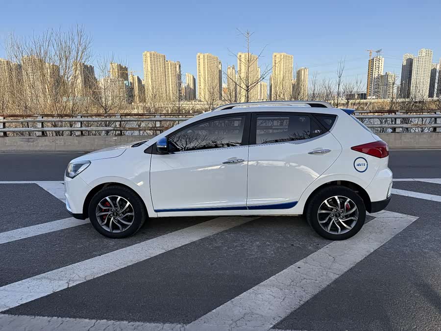 JAC 2018 #12 JAC 2018 car image #12