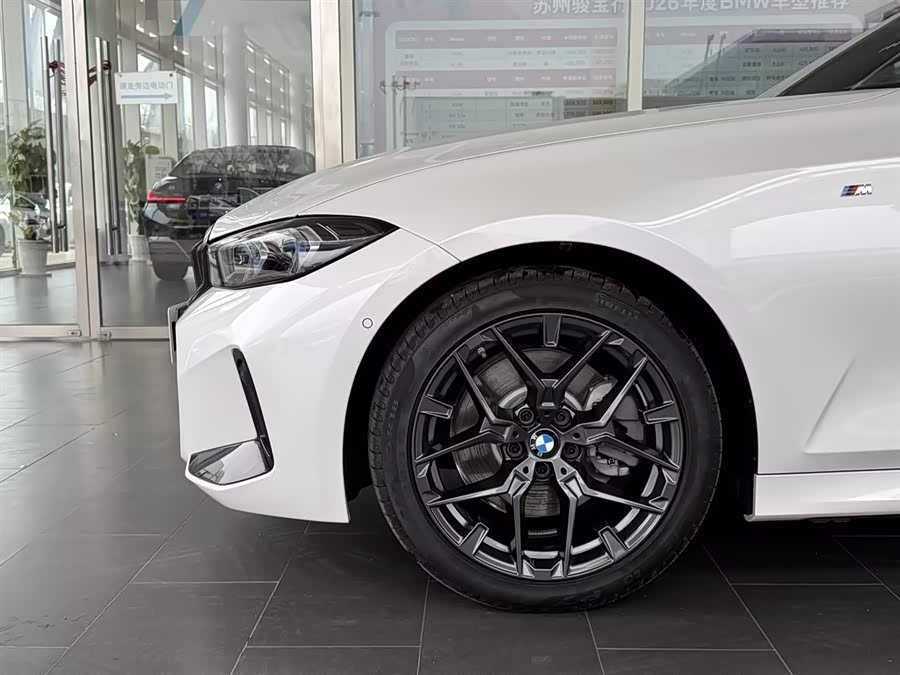 BMW 3 Series car image #12