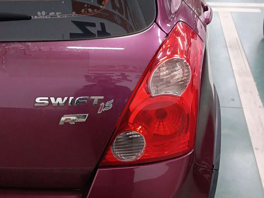 Suzuki Swift 2015 #12 Suzuki Swift 2015 car image #12