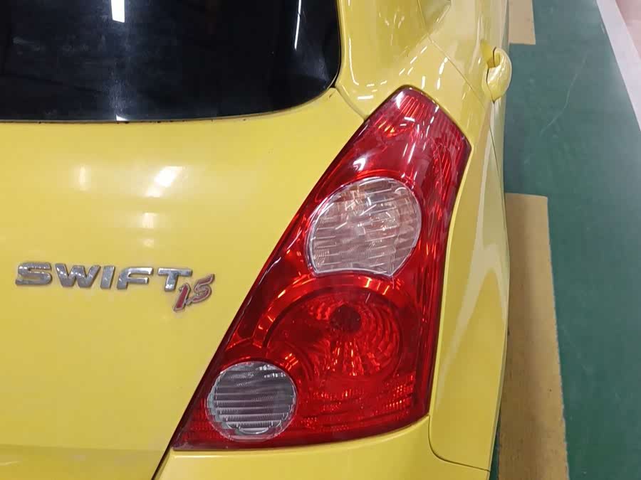 Suzuki Swift 2012 #12 Suzuki Swift 2012 car image #12