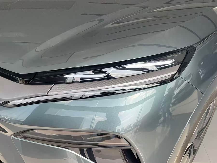 BYD Tang L 2025 immagine di auto #12