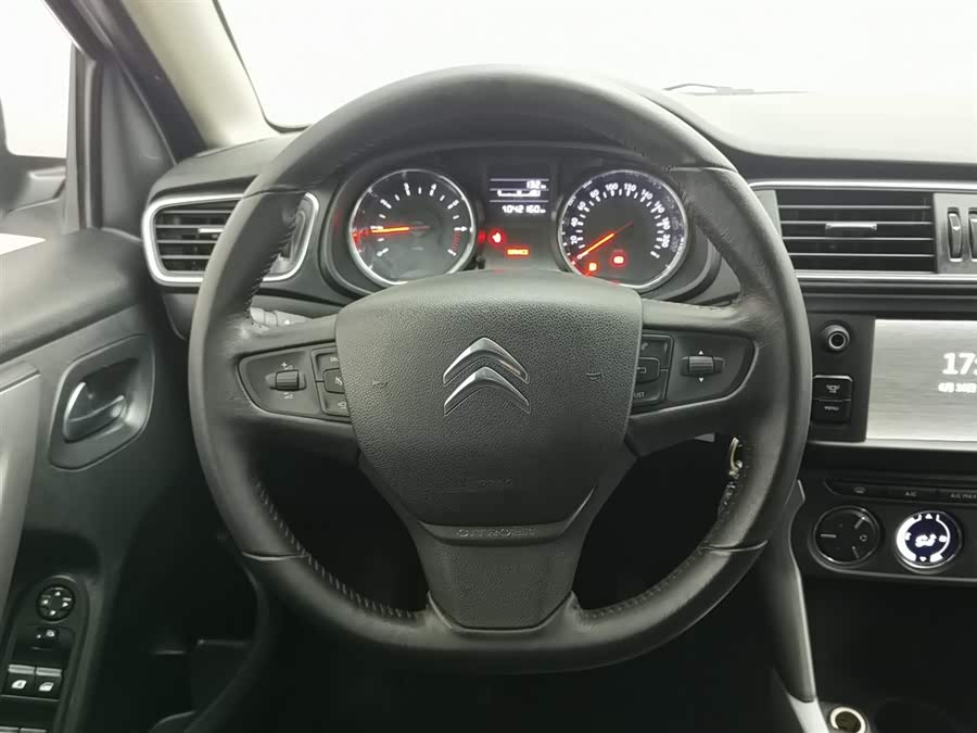 Citroen C3-XR 2016 car image #12