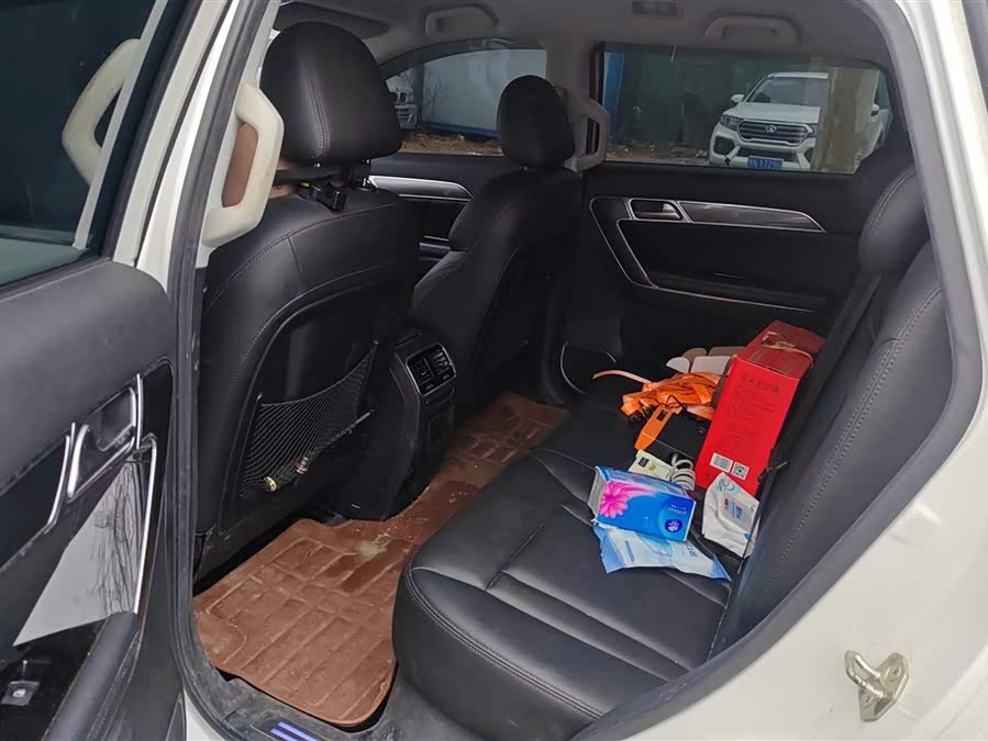 Haval H6 Coupe 2015 изображение автомобиля #12