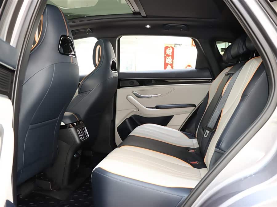 BYD Song Plus New Energy 2023 immagine di auto #12