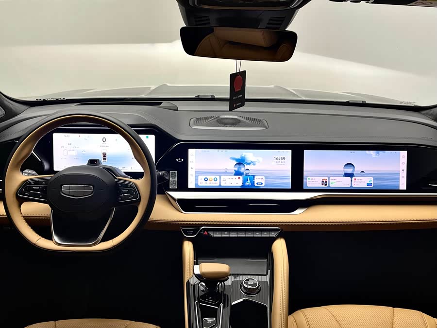 GEELY 2025 car image #12
