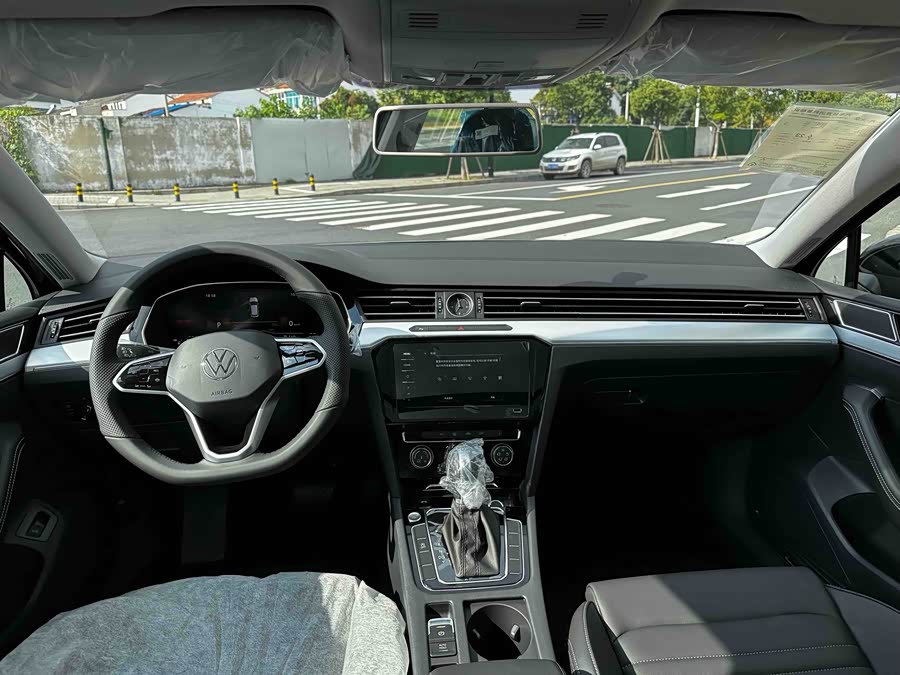 Volkswagen Magotan 2026 car image #12