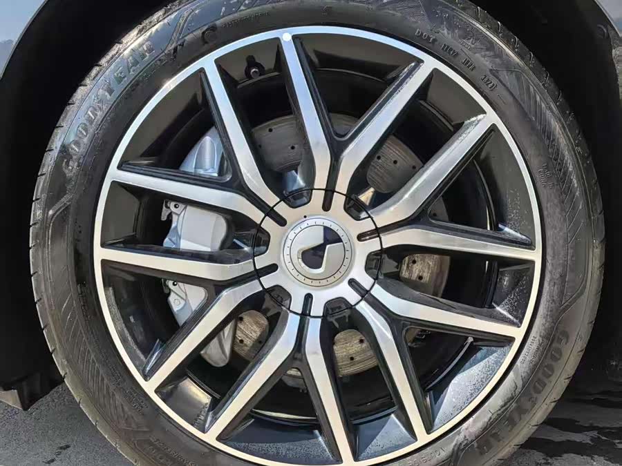 Denza Z9 2024 imagem de carro #12