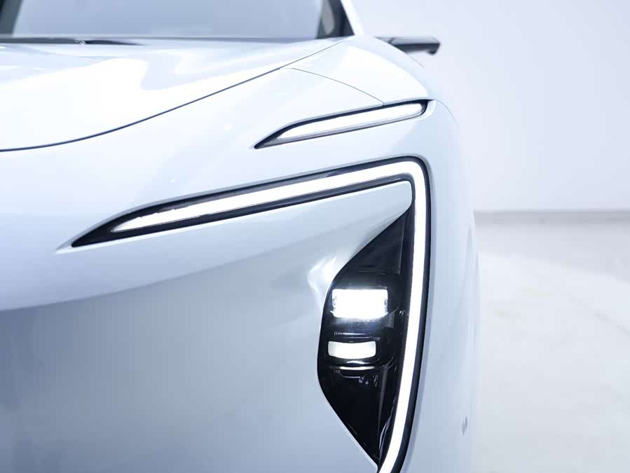 Avatr 07 2025 car image #12