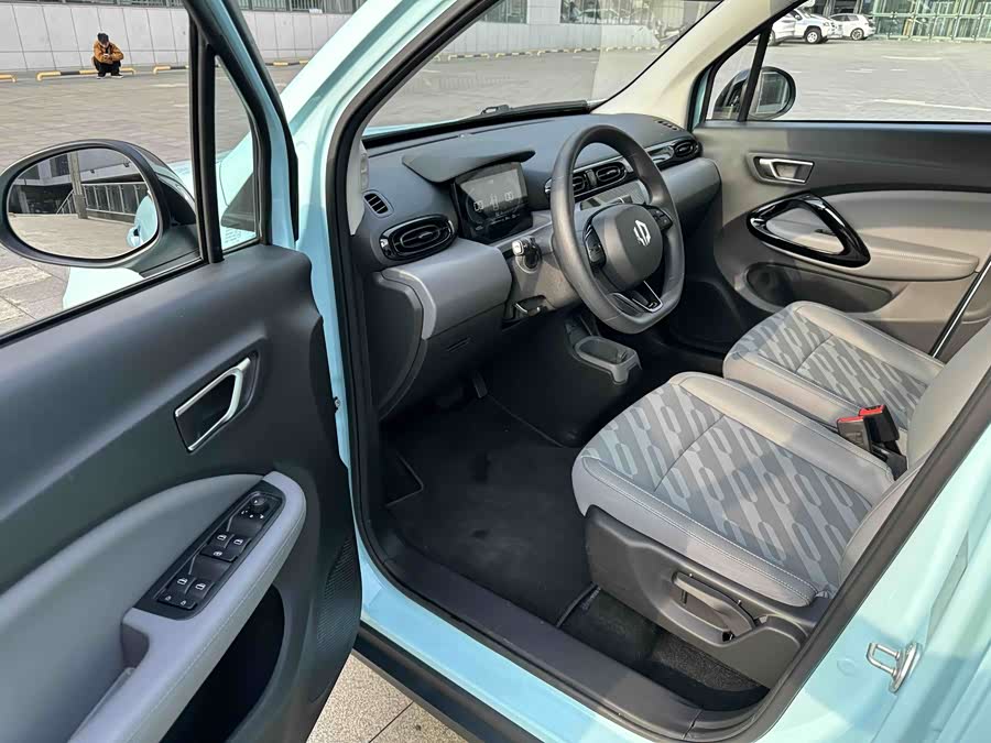 零跑汽车 零跑T03 2025 汽车图片 #12