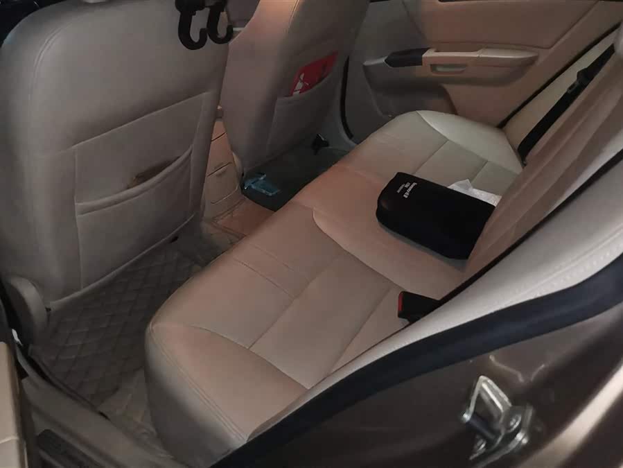 GEELY Emgrand Classic 2013 car image #12