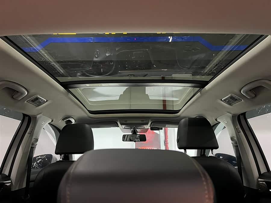 Volkswagen Tharu 2020 car image #12