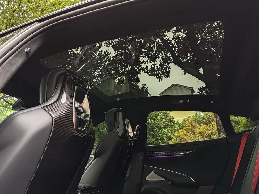 MI SU7 Ultra 2025 car image #12