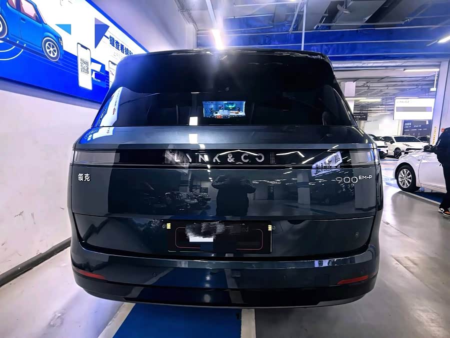 Lynk & Co 900 2025 car image #12