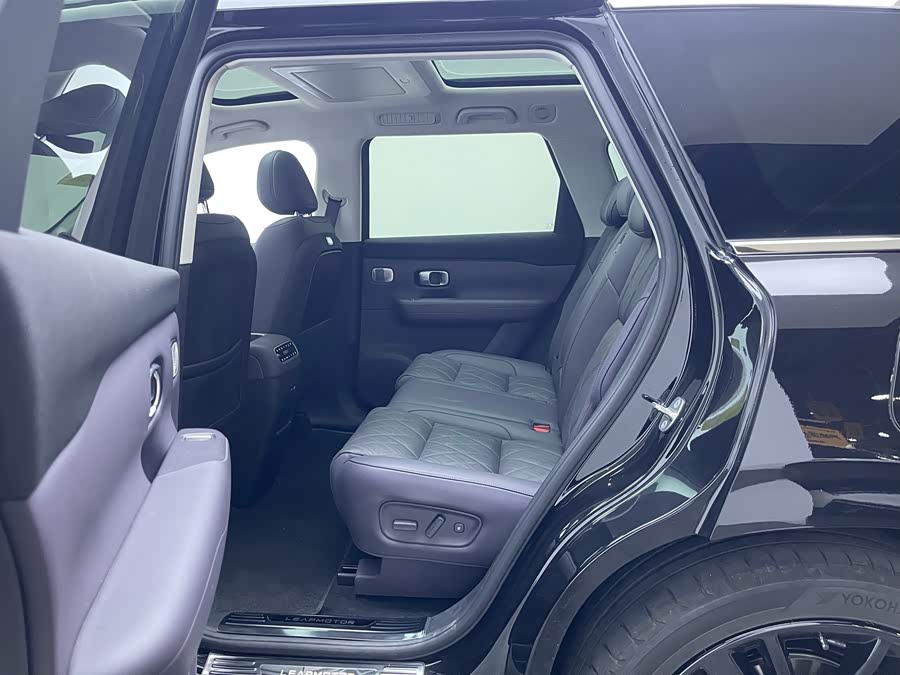 Leapmotor C16 2025 car image #12