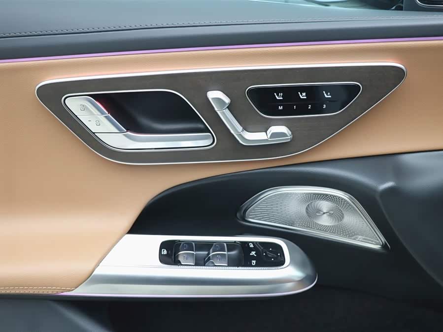 Mercedes-Benz E Class 2025 car image #12