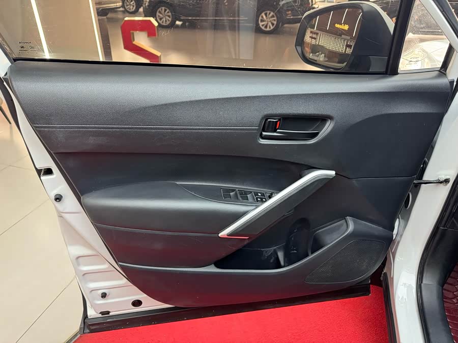 Toyota Frontlander 2022 car image #12