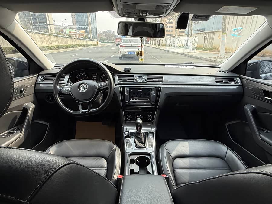 Volkswagen Passat 2018 #12 Volkswagen Passat 2018 car image #12