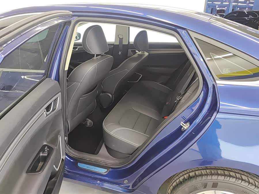 GEELY Emgrand GL 2019 car image #12