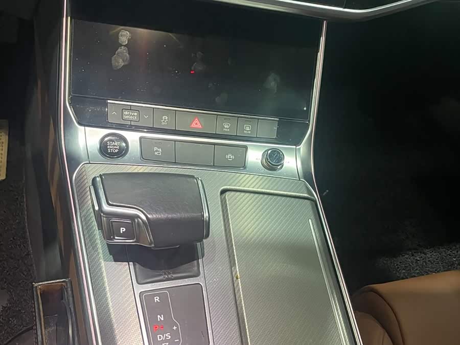 Audi A6L 2021 imagen de coche #12