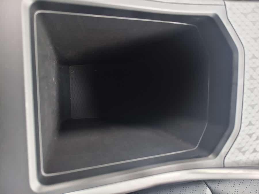 GEELY Preface 2023 image de voiture #12