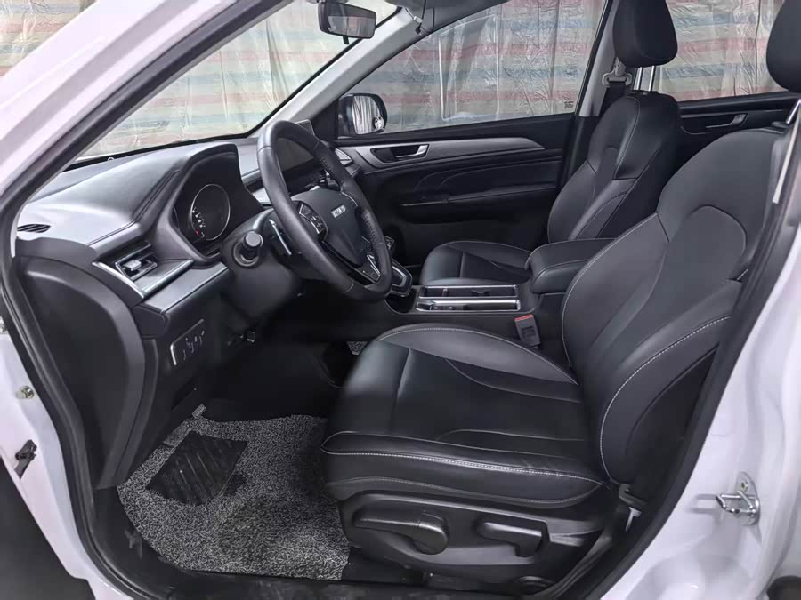 Haval M6 2021 #12 Haval M6 2021 car image #12