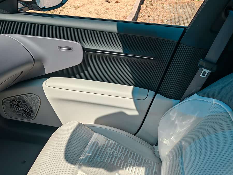 Avatr 12 2024 imagem de carro #12