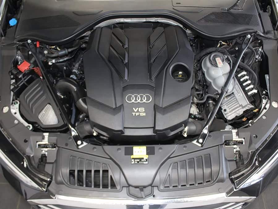 Audi A8 2022 imagen de coche #12