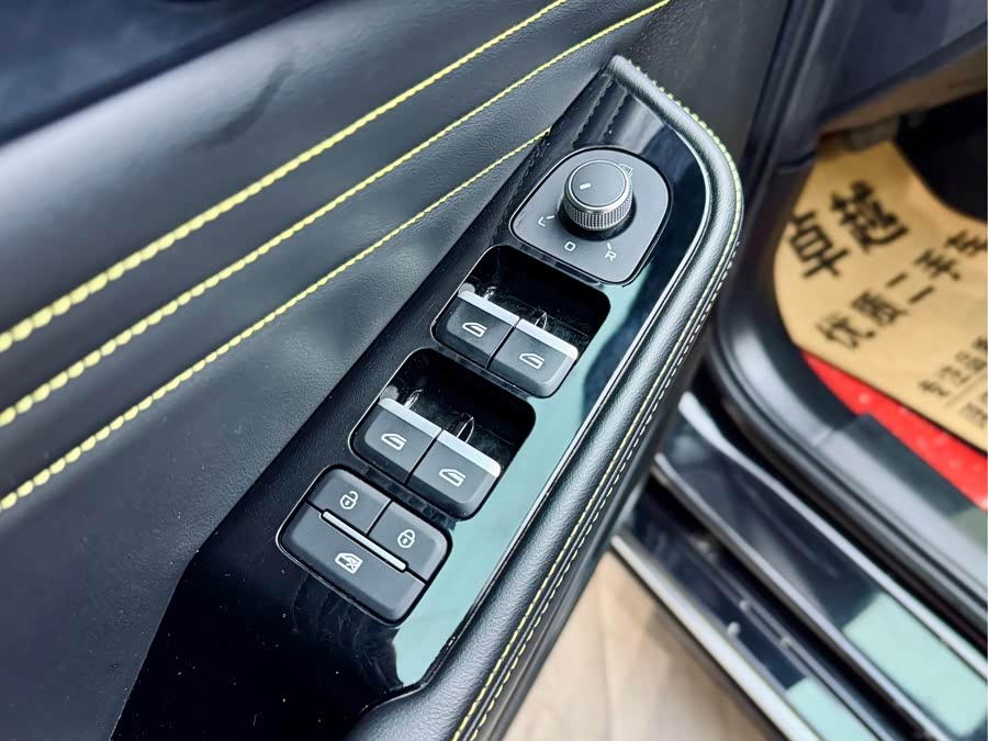 GEELY Preface 2023 car image #12