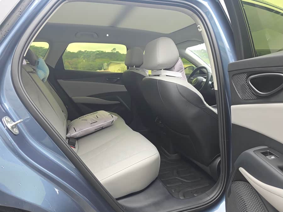 BYD Seal 06 DM-i 2025 car image #12