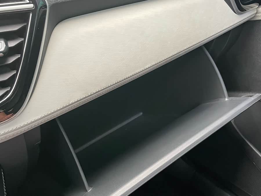 Jetta VS5 2023 imagen de coche #12