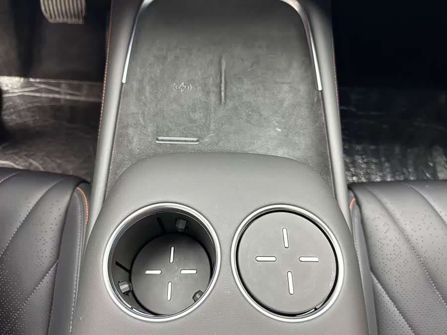 Deepal S07 2023 image de voiture #12