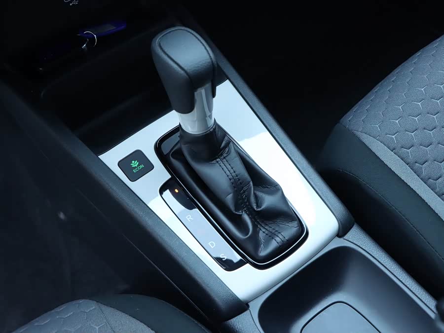 Honda Fit 2023 car image #12