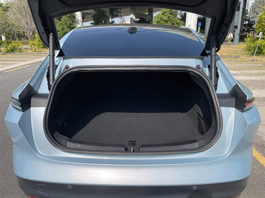 蔚来 蔚来ET5 2023 汽车图片 #12